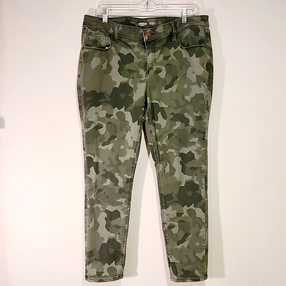 Old Navy Camo Rockstar Super Skinny 16P Jeans - Picture 8 of 10